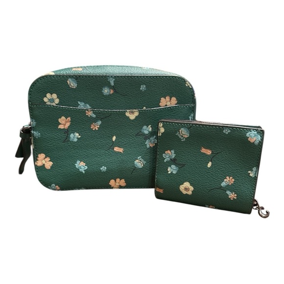 Coach mini camera bag & compact wallet mystical floral print on green. P 14 - Picture 2 of 16